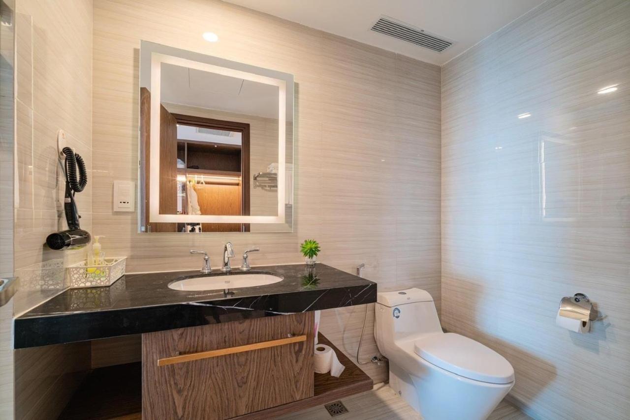 Panorama Lyn Beachfront Apartment نها ترانج المظهر الخارجي الصورة